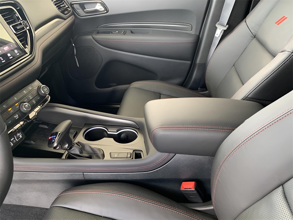 2025 Dodge Durango R/T Plus photo 31