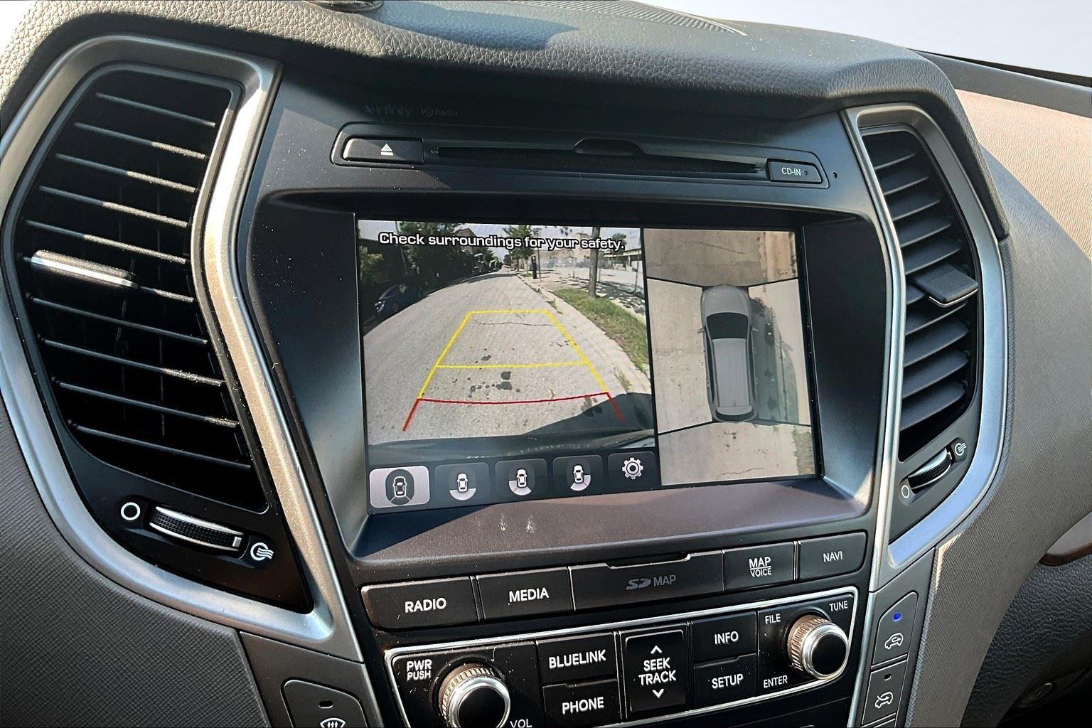 2017 Hyundai Santa Fe Limited Ultimate photo 18