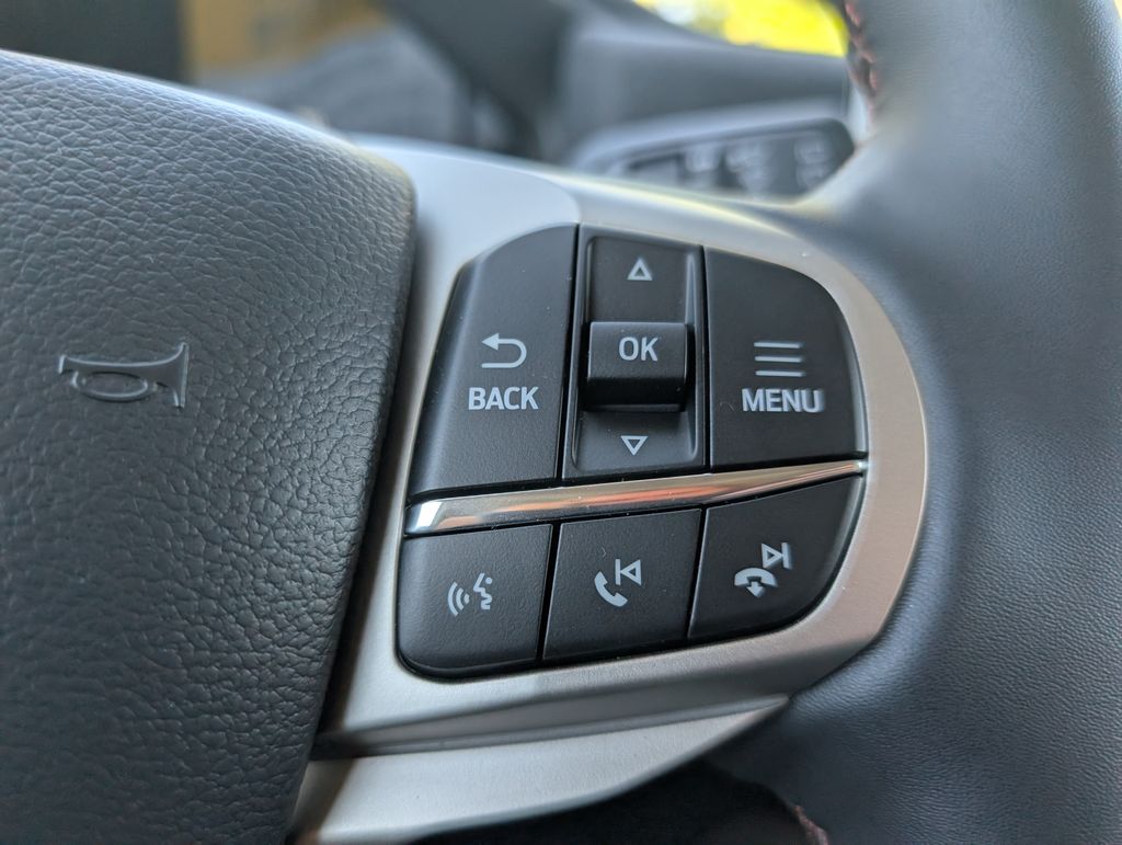 2025 Ford Explorer photo 10