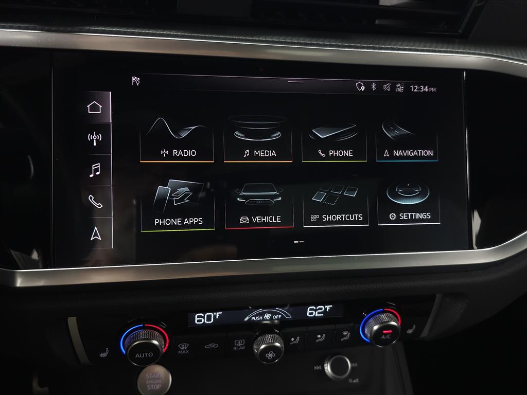 2020 Audi Q3 S line Premium Plus photo 24