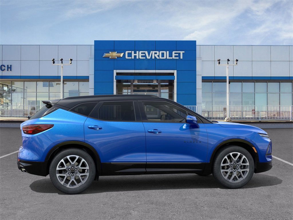 2025 Chevrolet Blazer RS photo 4