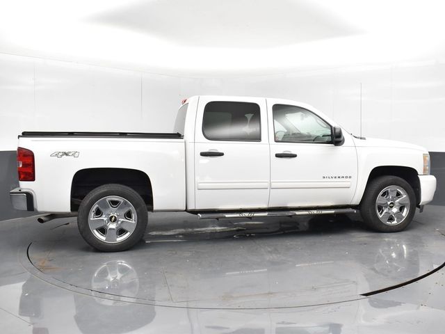 2011 Chevrolet Silverado 1500 LT photo 5