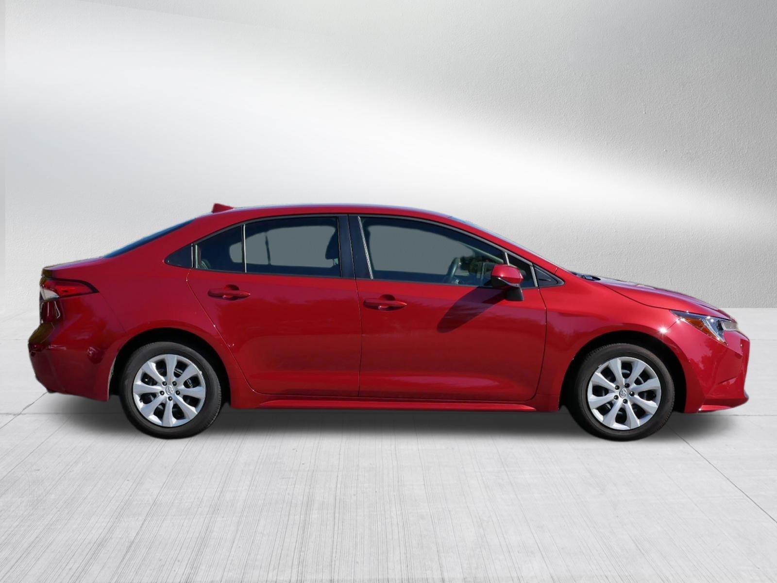 2021 Toyota Corolla LE photo 8