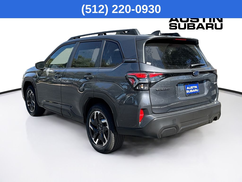 2025 Subaru Forester Premium photo 3