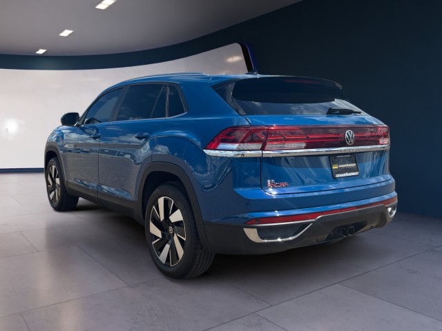 2025 Volkswagen Atlas Cross Sport SE Technology photo 3