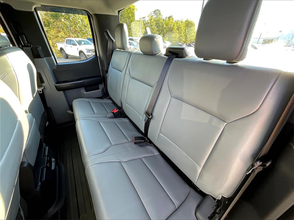 2023 Ford F-150 XL photo 14