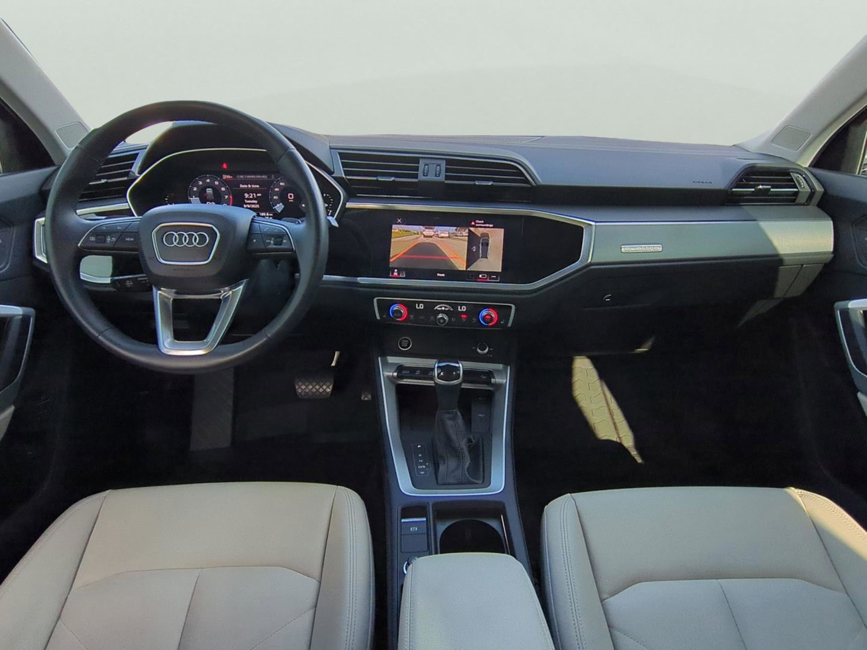 2022 Audi Q3 S line Premium Plus photo 16