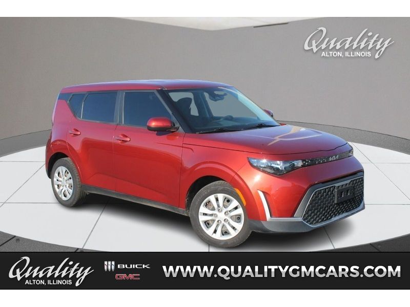 2023 Kia Soul LX's photo