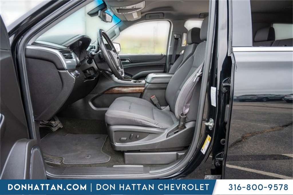 2017 Chevrolet Tahoe LS photo 5