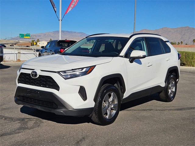 Used 2024 Toyota RAV4 XLE with VIN 2T3W1RFV4RW311230 for sale in Kansas City