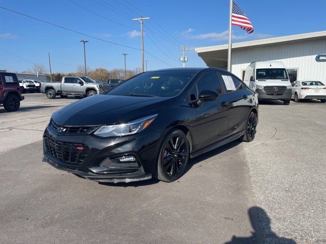 Used 2018 Chevrolet Cruze LT with VIN 1G1BE5SM7J7221815 for sale in Brazil, IN