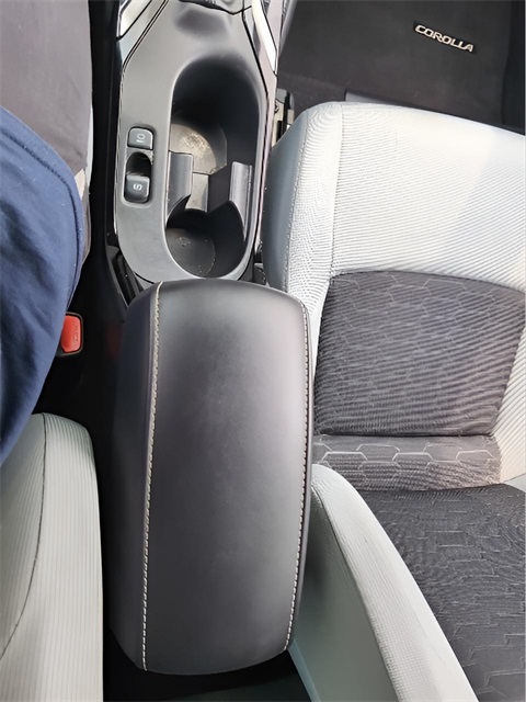 2025 Toyota Corolla SE photo 26