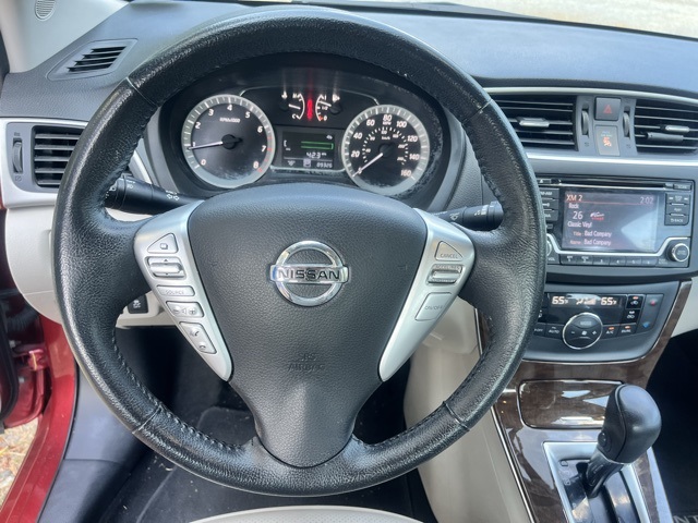 2015 Nissan Sentra SL photo 14