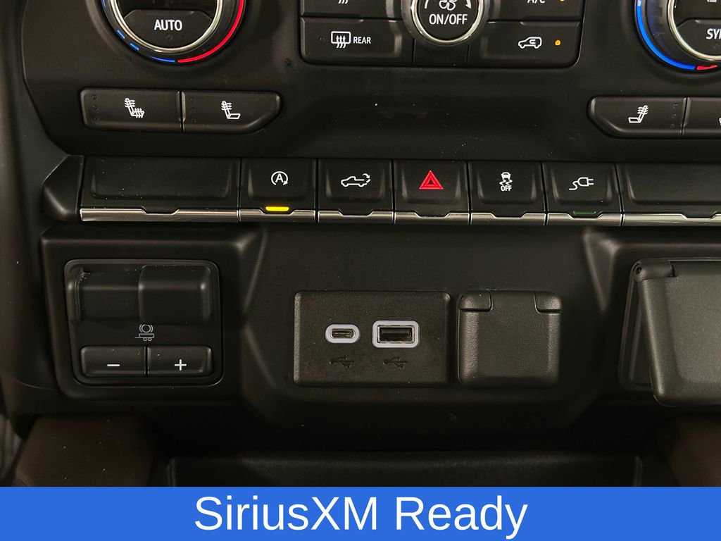 2021 Chevrolet Silverado 1500 RST photo 12