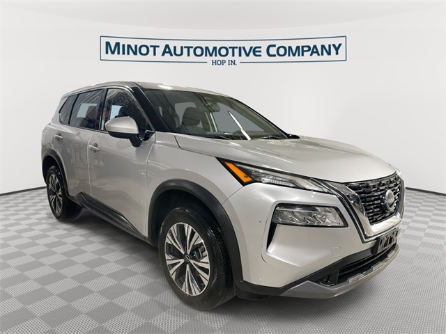 2023 Nissan Rogue SV's photo