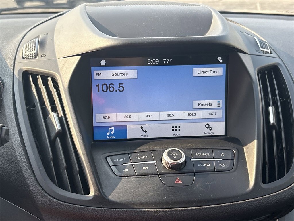 2019 Ford Escape SEL photo 11