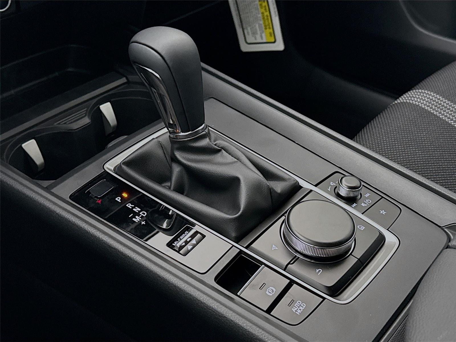 2025 Mazda CX-50 2.5 S Preferred photo 24