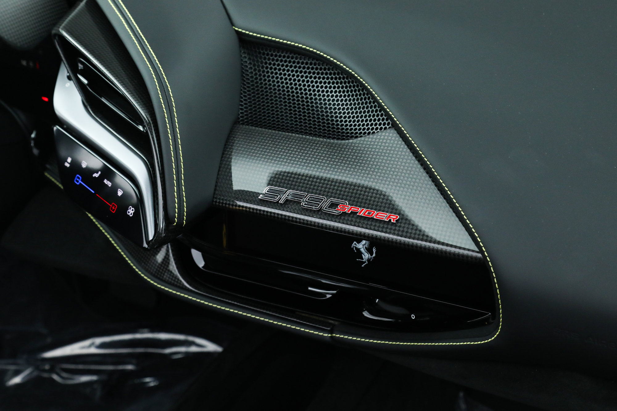 2024 Ferrari SF90 Spider photo 21
