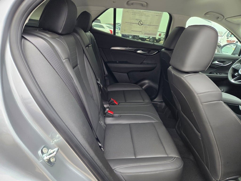 2025 Buick Envision Preferred photo 8