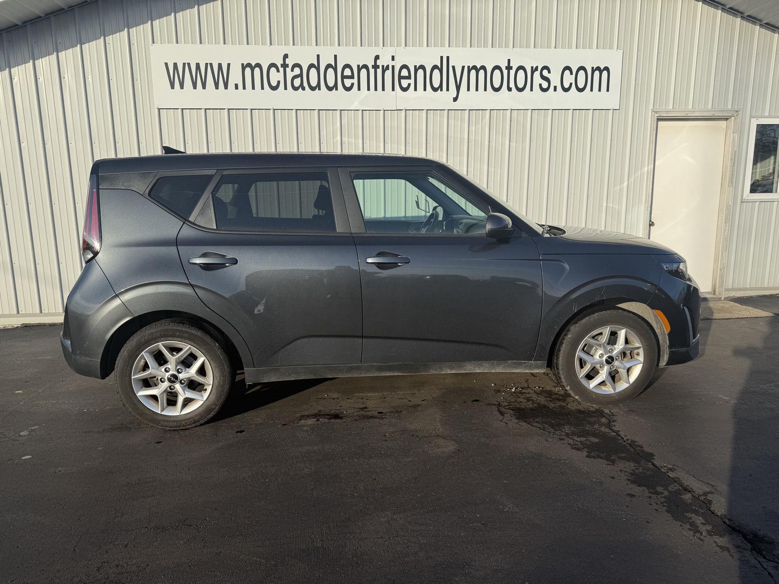 2024 Kia Soul LX's photo