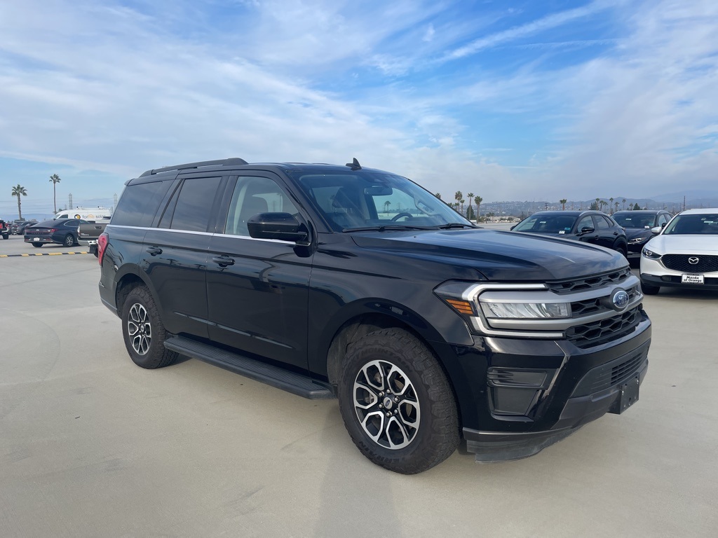 2024 Ford Expedition XLT's photo