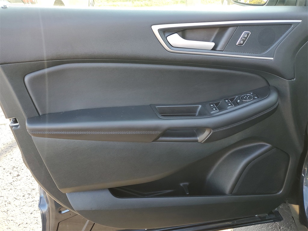 2024 Ford Edge SEL photo 20