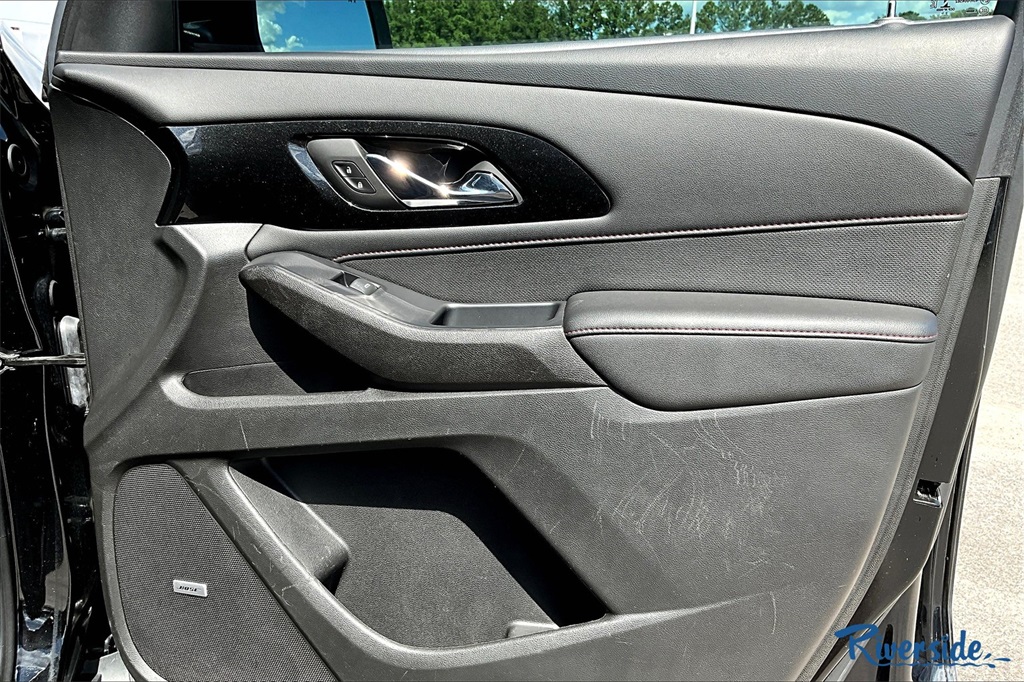 2022 Chevrolet Traverse RS photo 22