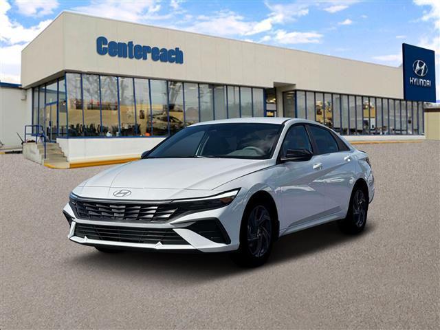 2026 Hyundai Elantra SEL's photo