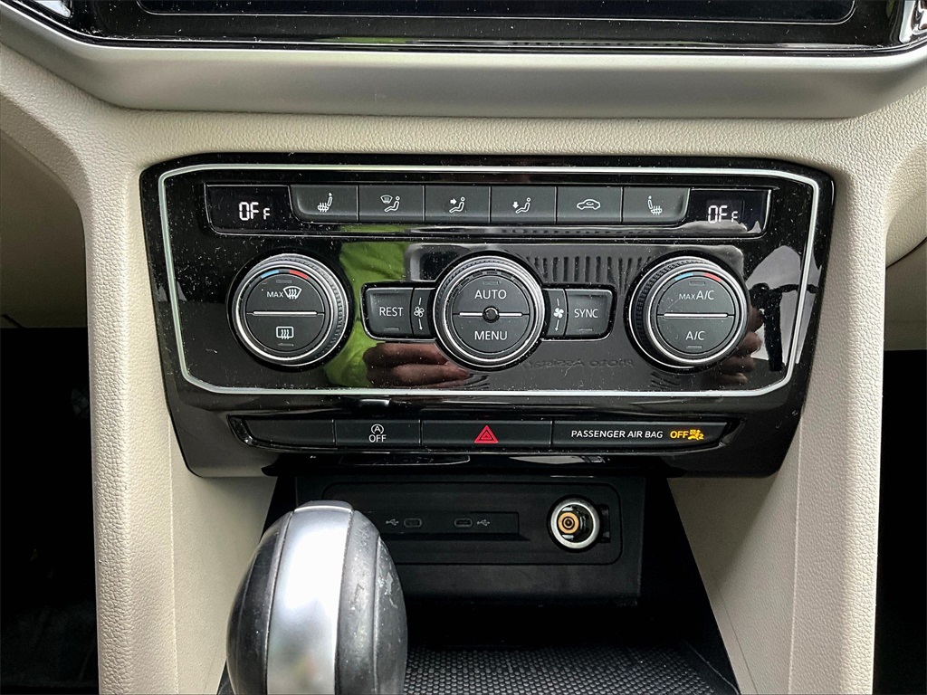 2022 Volkswagen Atlas V6 SE Technology photo 26