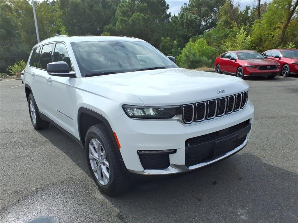 2022 Jeep Grand Cherokee L Limited's photo