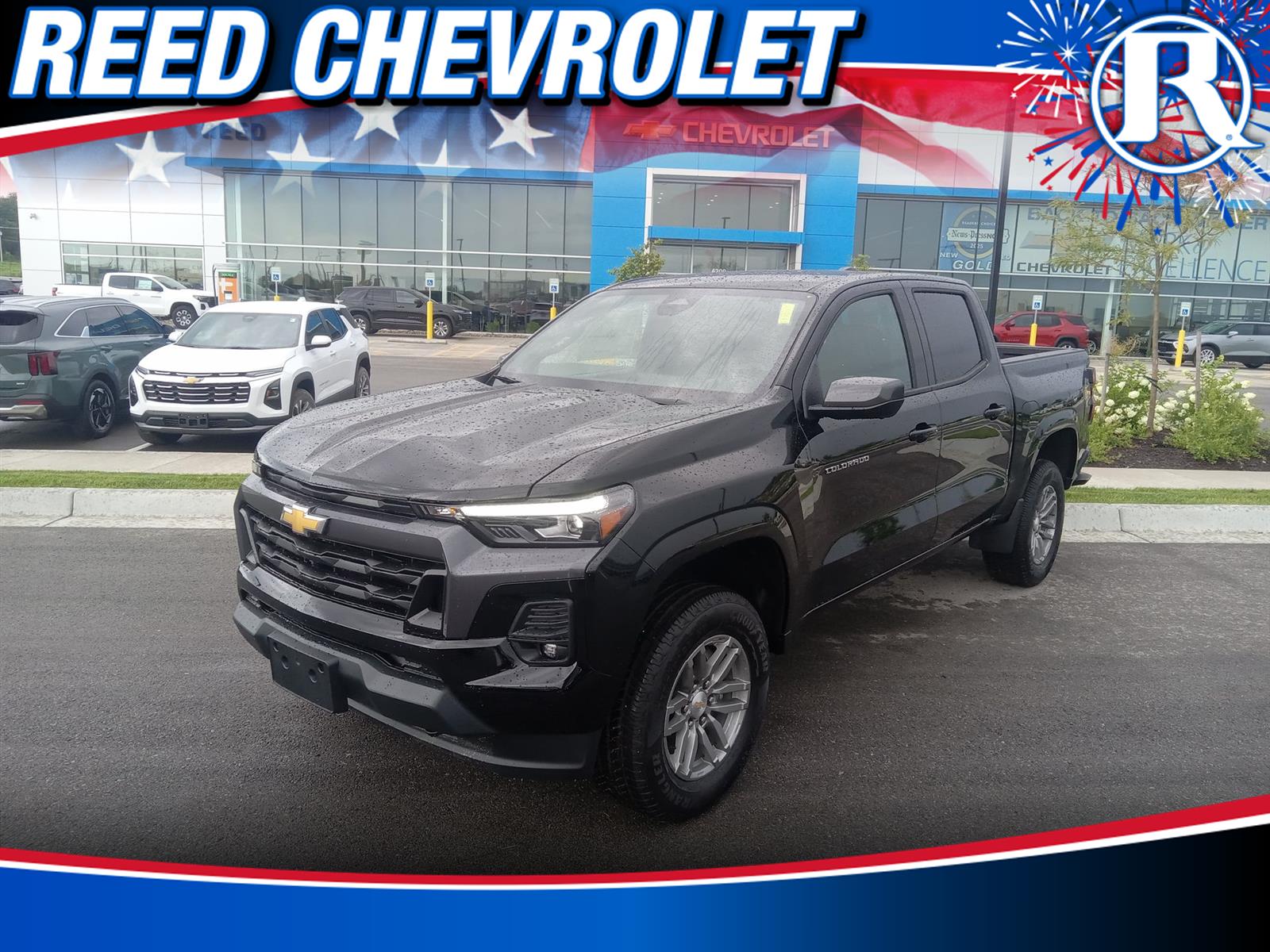 2025 Chevrolet Colorado Work Truck LT photo 2