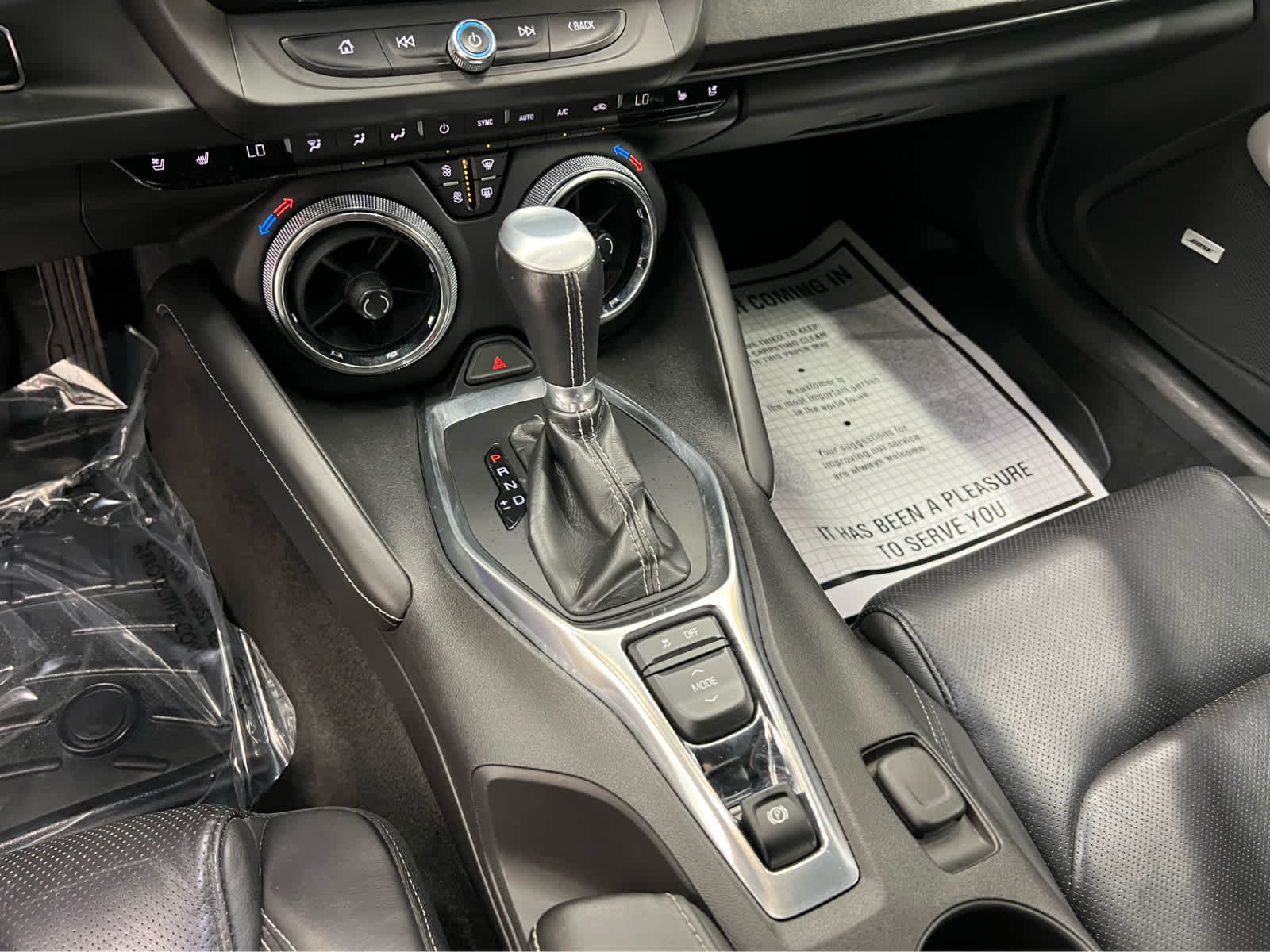 2016 Chevrolet Camaro 2LT photo 26