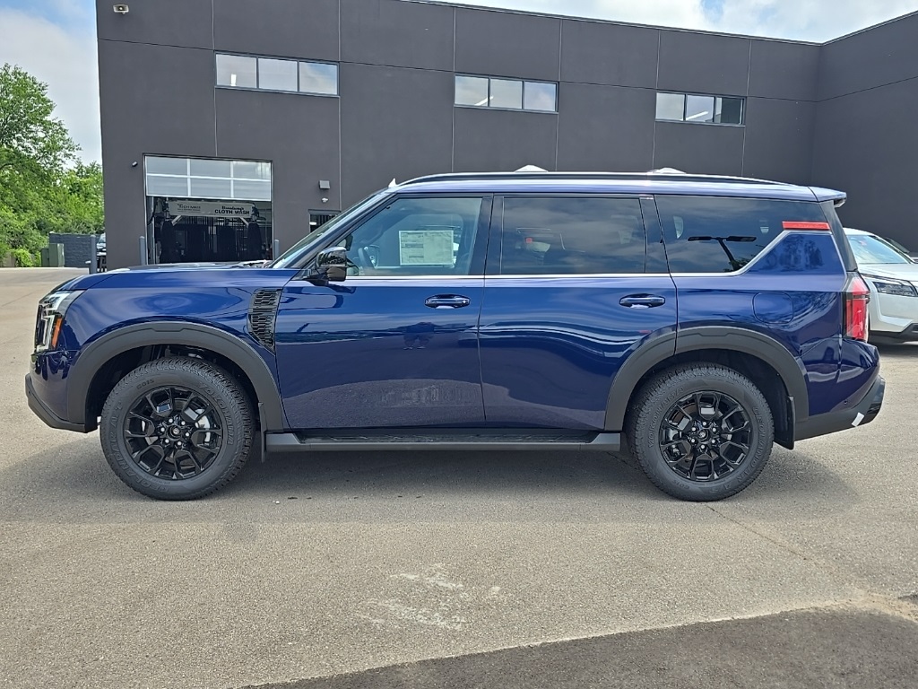 2025 Nissan Armada photo 3