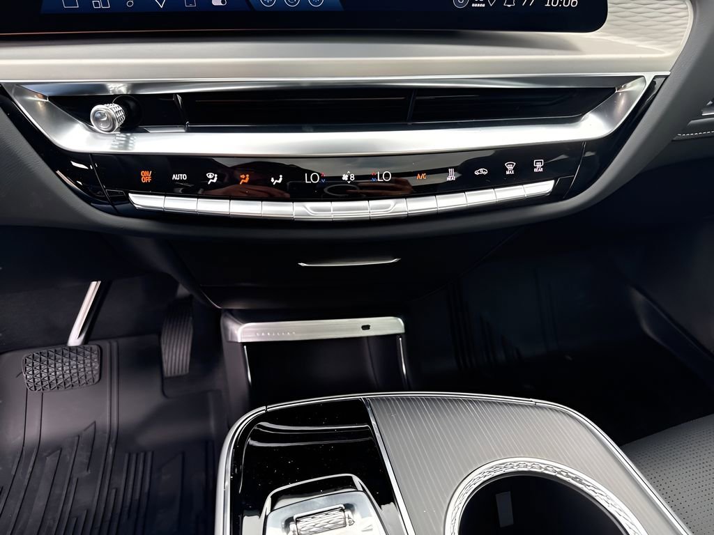 2025 Cadillac Lyriq Sport photo 25
