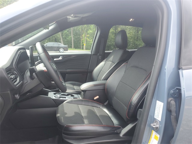 2023 Ford Escape ST-Line photo 11