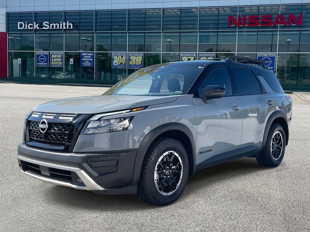 2025 Nissan Pathfinder Rock Creek photo 3