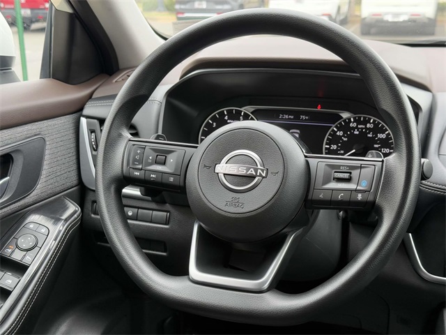 2023 Nissan Rogue SV photo 12