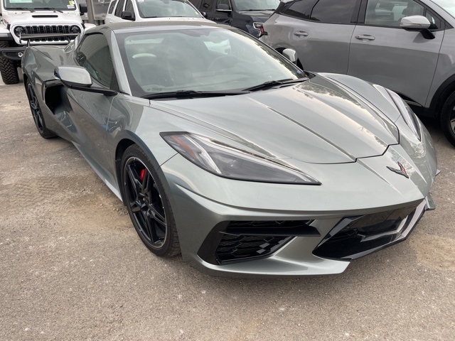 2023 Chevrolet Corvette Stingray 2LT photo 3