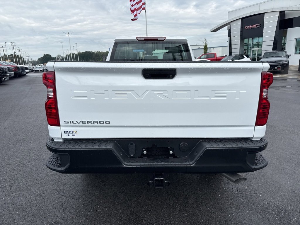2026 Chevrolet Silverado 2500HD photo 4