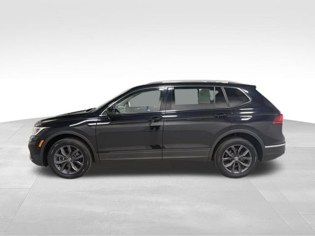 2022 Volkswagen Tiguan SE photo 4