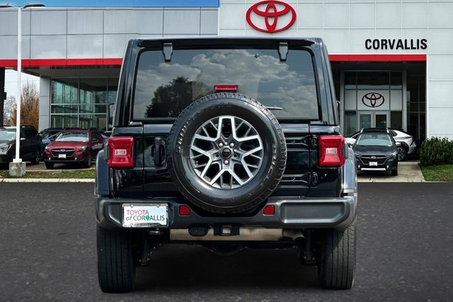 2024 Jeep Wrangler Sahara photo 5