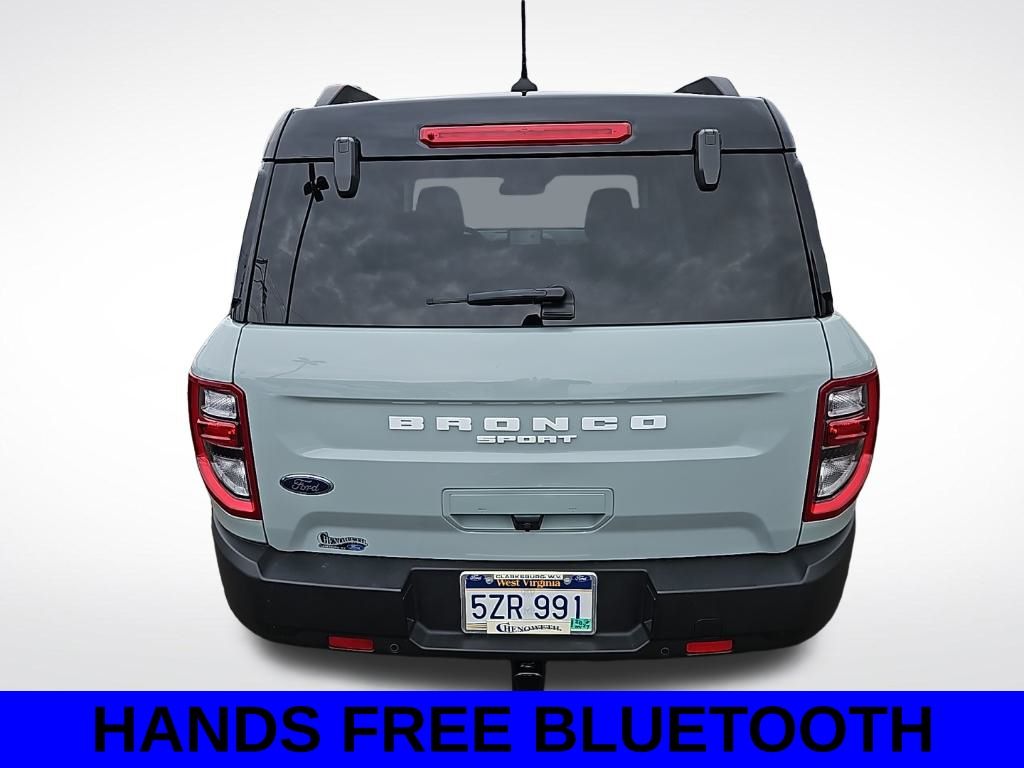 2022 Ford Bronco Sport Outer Banks photo 2