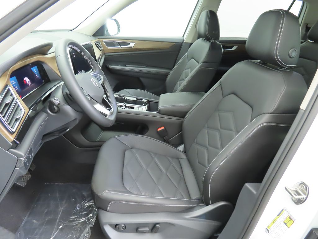 2026 Volkswagen Atlas SE Technology photo 18