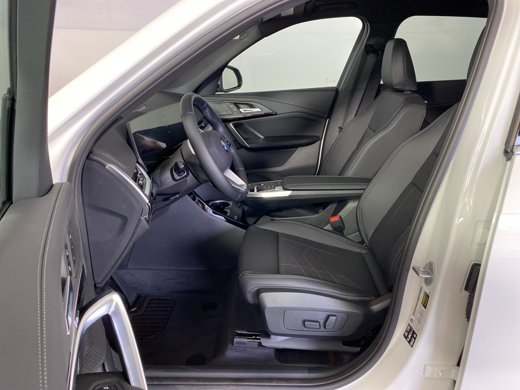 2025 Bmw X1 XDrive28i photo 6