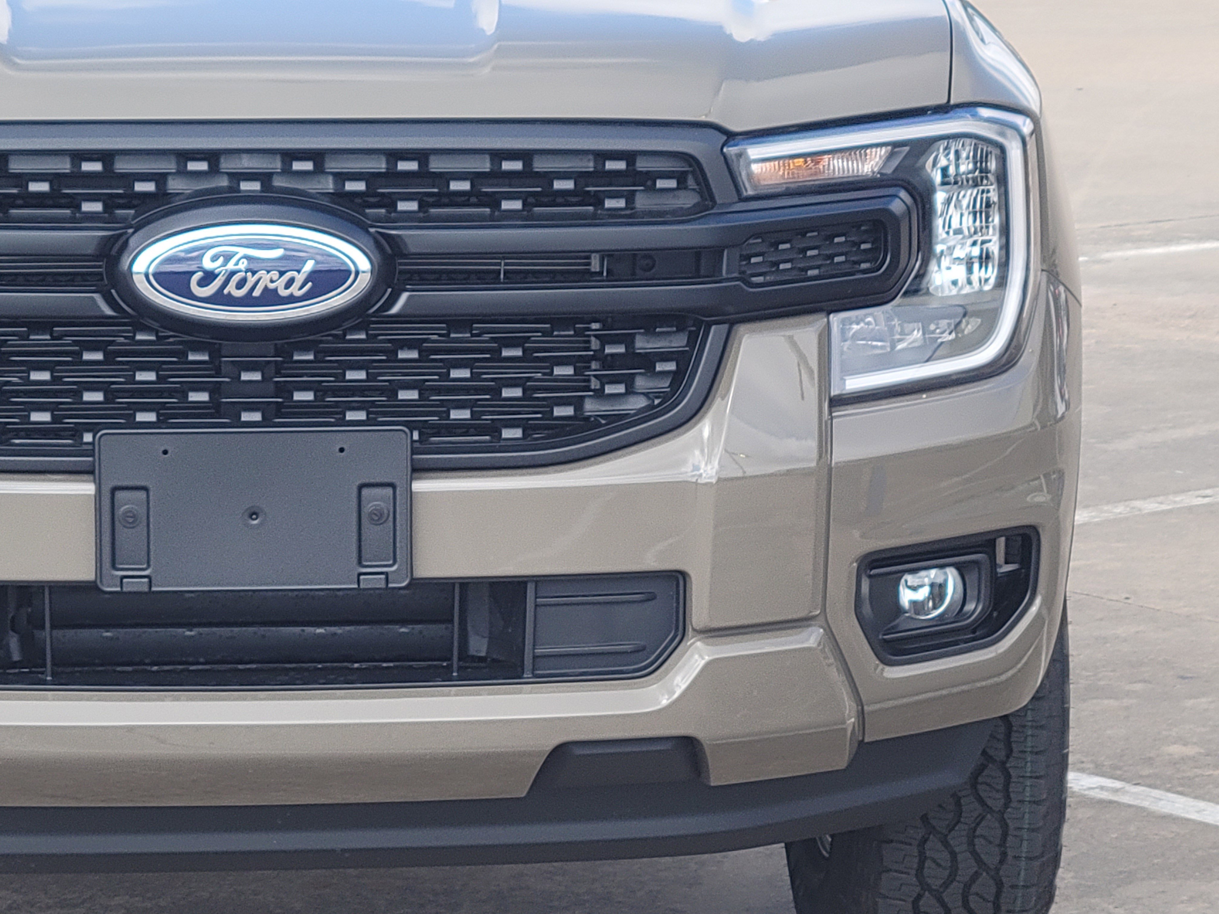 2025 Ford Ranger XL photo 2