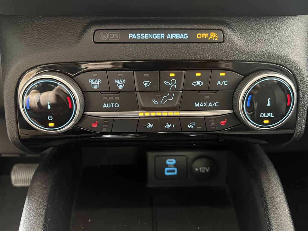 2022 Ford Escape SE photo 17