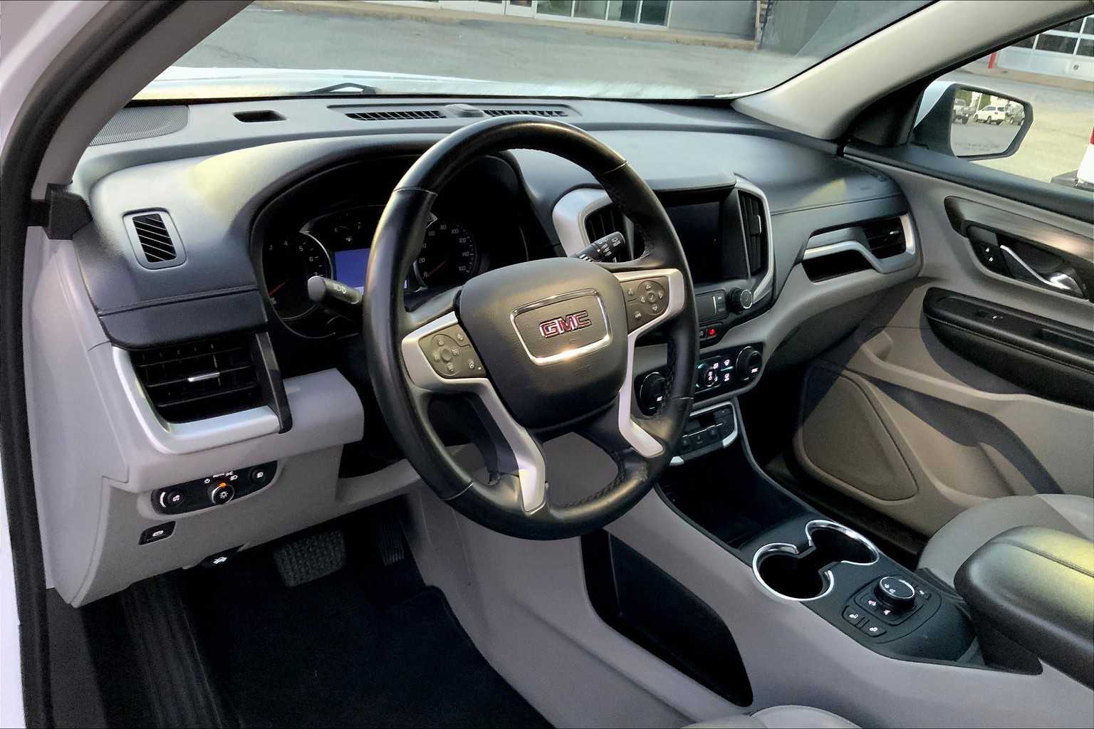 2024 Gmc Terrain SLT photo 15