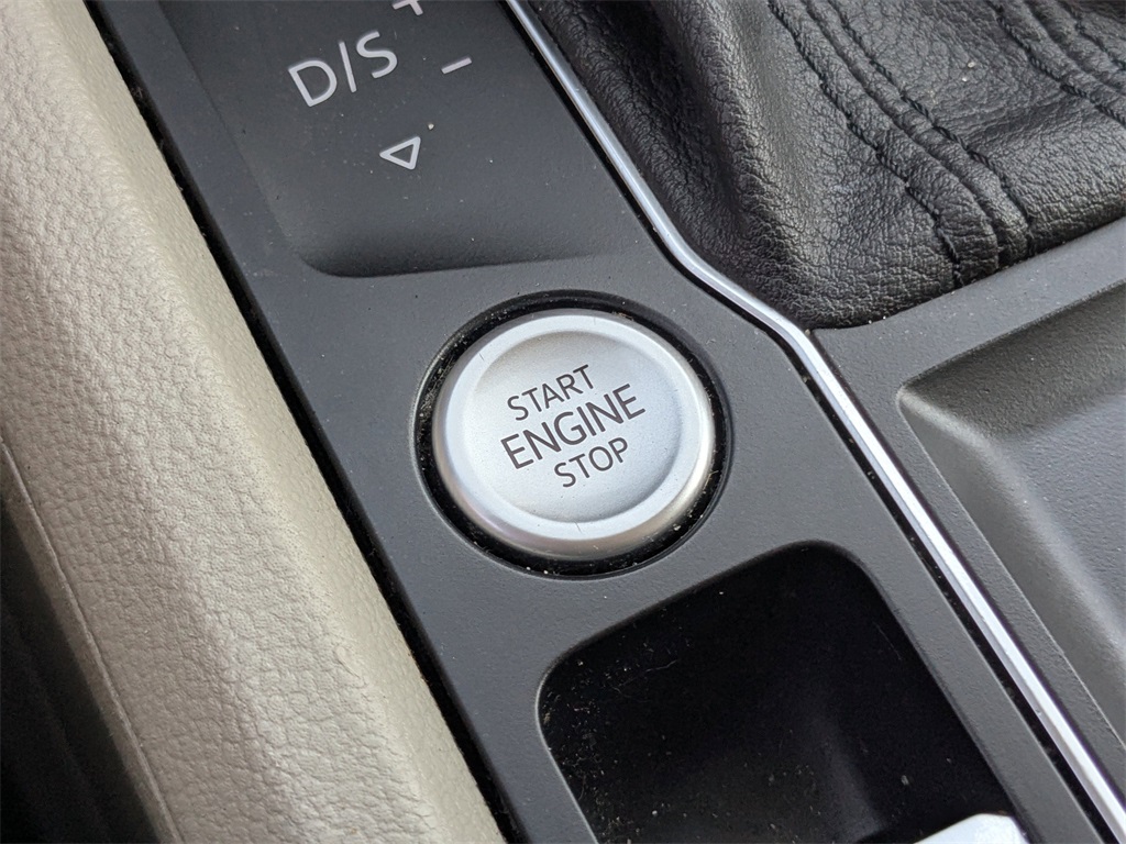 2021 Volkswagen Atlas V6 SE Technology photo 29
