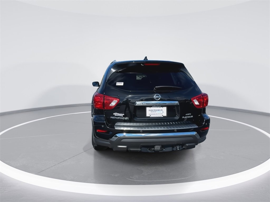 2019 Nissan Pathfinder Platinum photo 6