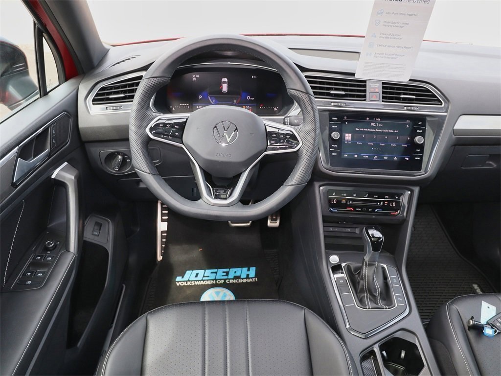 2024 Volkswagen Tiguan SE R-Line Black photo 19